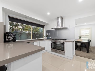 31 Hunt Club Boulevard, Cranbourne East