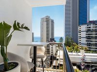 10 / 20 Orchid Avenue, Surfers Paradise