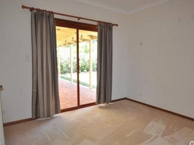 2 Barracks Close, Dubbo