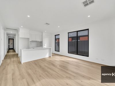 19 Copal Street, Cobblebank