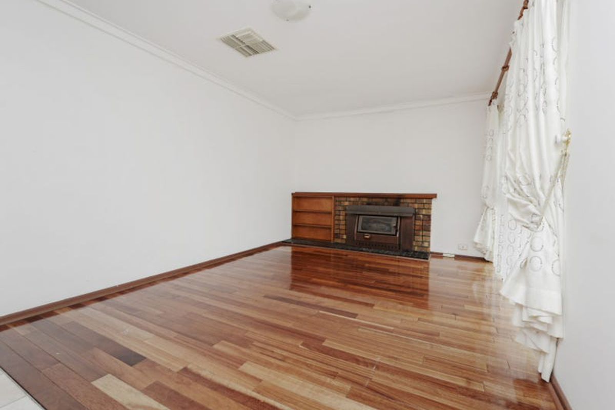 37 Freesia Way, Willetton