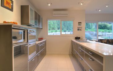 5 Valley Drive, Beaconsfield Upper