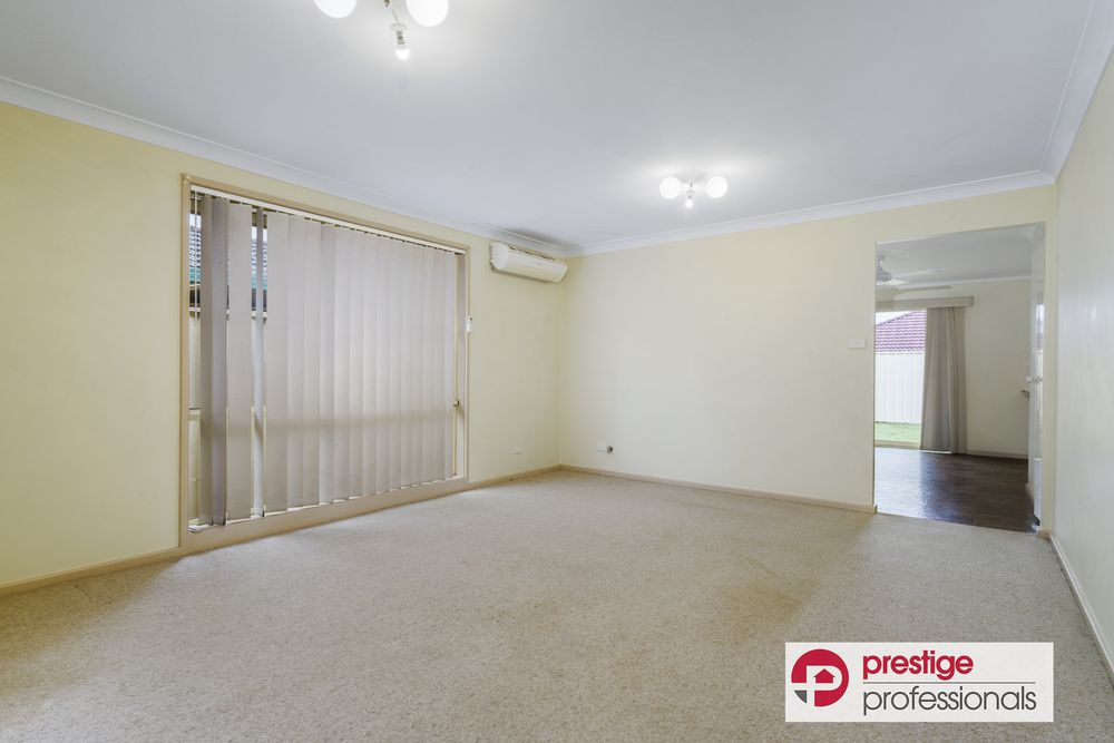 6 Farnborough Court, Wattle Grove