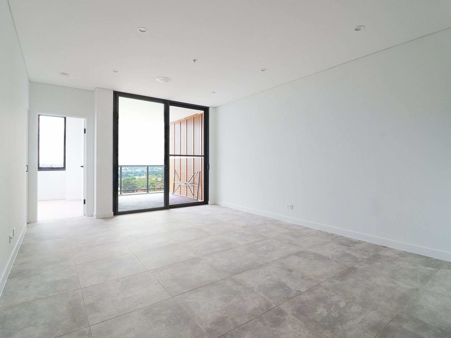602 / 559 Kingsway, Miranda