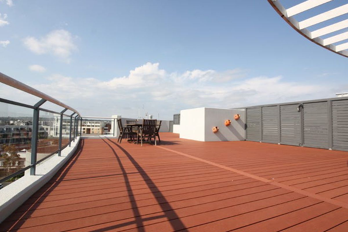 27 Bennelong Road, Wentworth Point