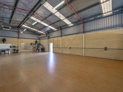 1 / 4 Pusey Road, Cockburn Central
