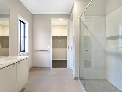 11 Langdon Drive, Wyndham Vale