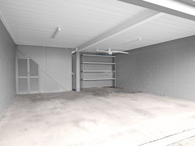 18 Lowanna Close, White Rock