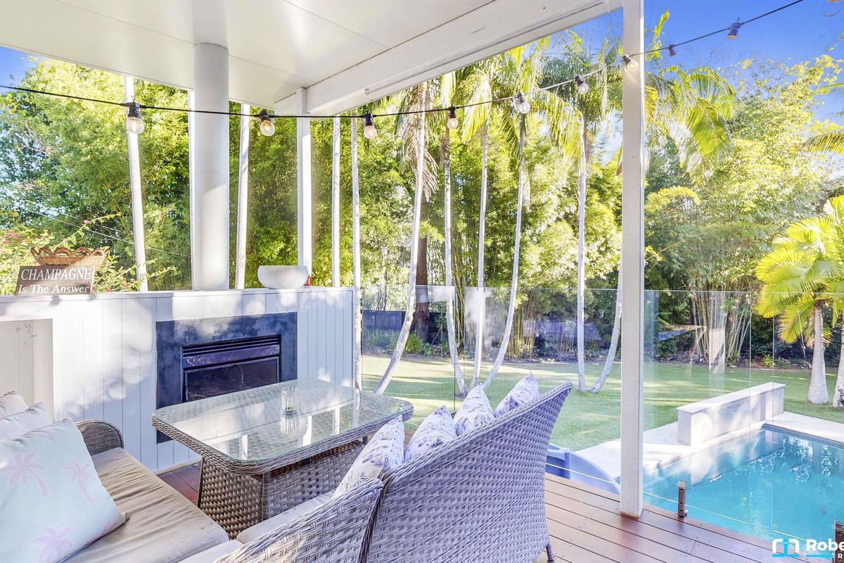2 Ashdown Crt, Tinbeerwah