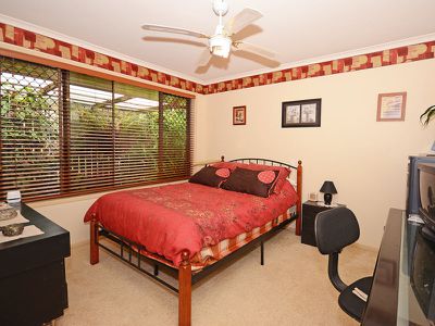 6 CORBET COURT, Pialba