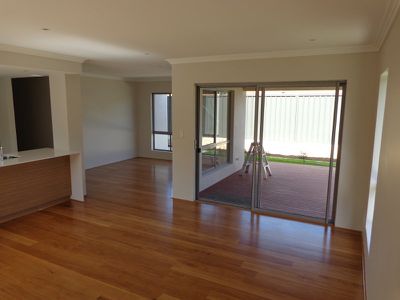 91A Thelma Street, Como