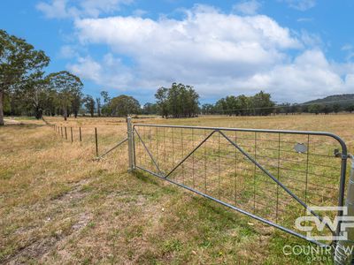 320 Cemetery Road, Torrington