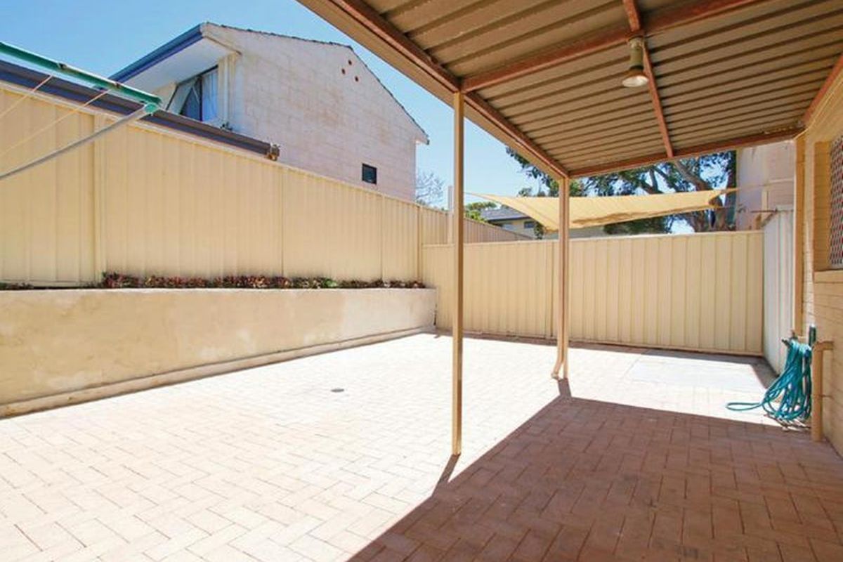4 / 20 Alston Avenue, Como
