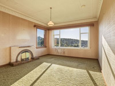 23 Riselaw Road, Calton Hill