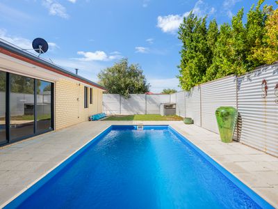 25 Seawind Drive, Rockingham