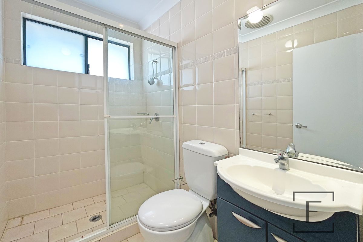 12 / 2A Hamilton Street East, North Strathfield