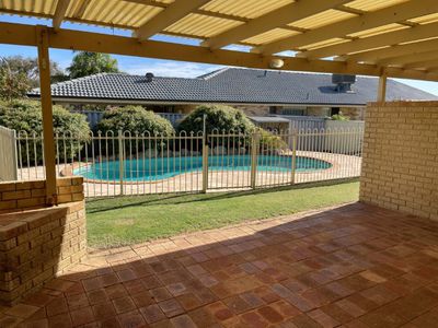 2 Scaffell Gardens, Carine