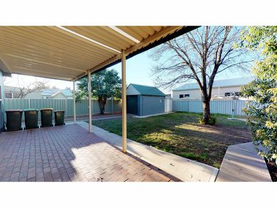 102 Myall Street, Dubbo