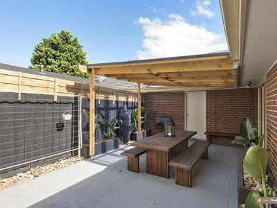 7 / 4 Paydon Way, Hampton Park