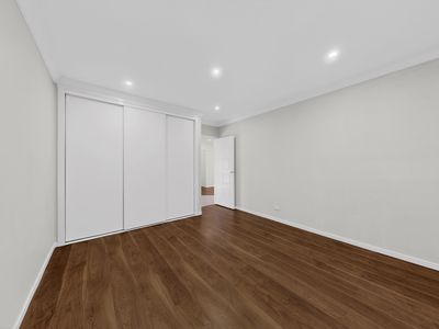 1 / 43 Endeavour Crescent, Endeavour Hills