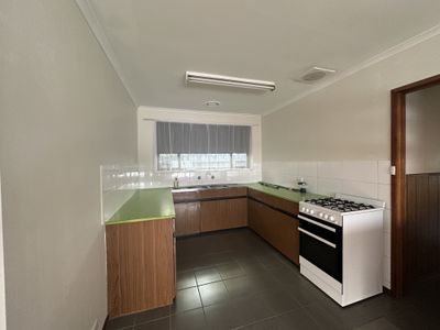 184 Autumn Street, Geelong West
