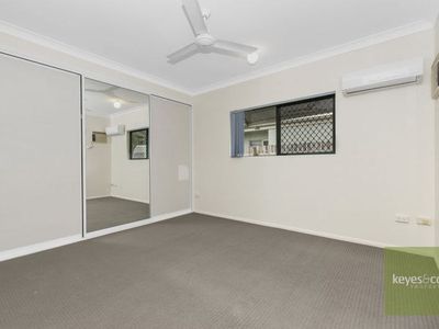 2 / 49 Eleventh Avenue, Railway Estate
