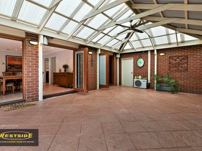 2 Kutcher Court, Sunshine West
