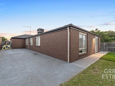 72 Aquatic Drive, Cranbourne West