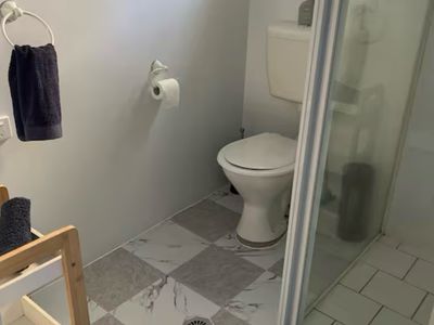 62B Warrawong Street, Kooringal