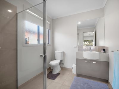 34 Federation Boulevard, Truganina