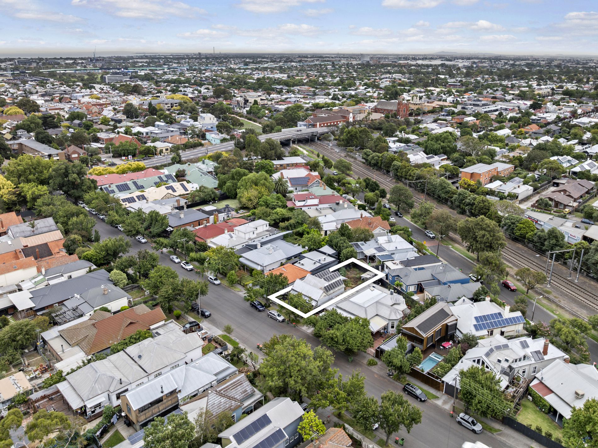 18 Fairlie Street, Yarraville