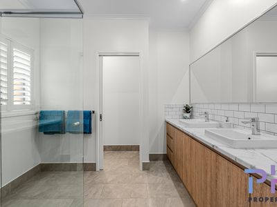 34 Daniel Drive, Golden Square