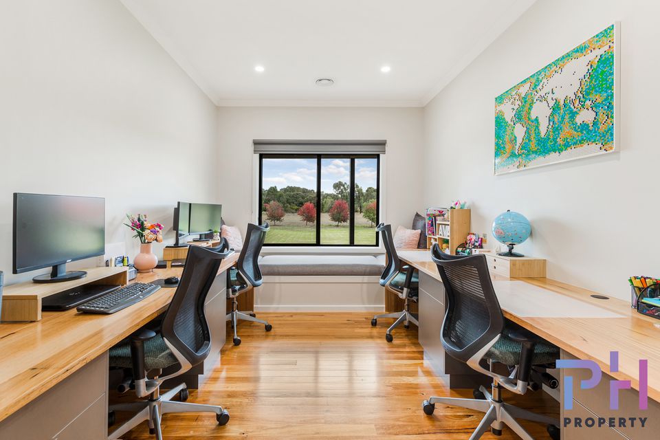 223 Schumakers Lane, Maiden Gully PH Property