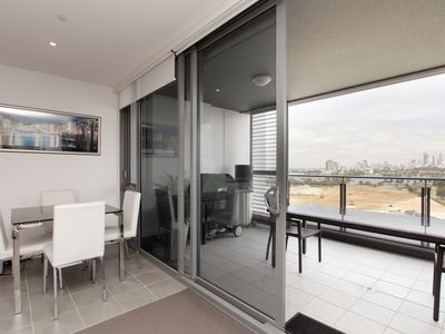 805 / 2 Oldfield Street, Burswood