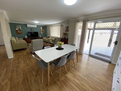 41-43 Rosella Parade, Kingaroy