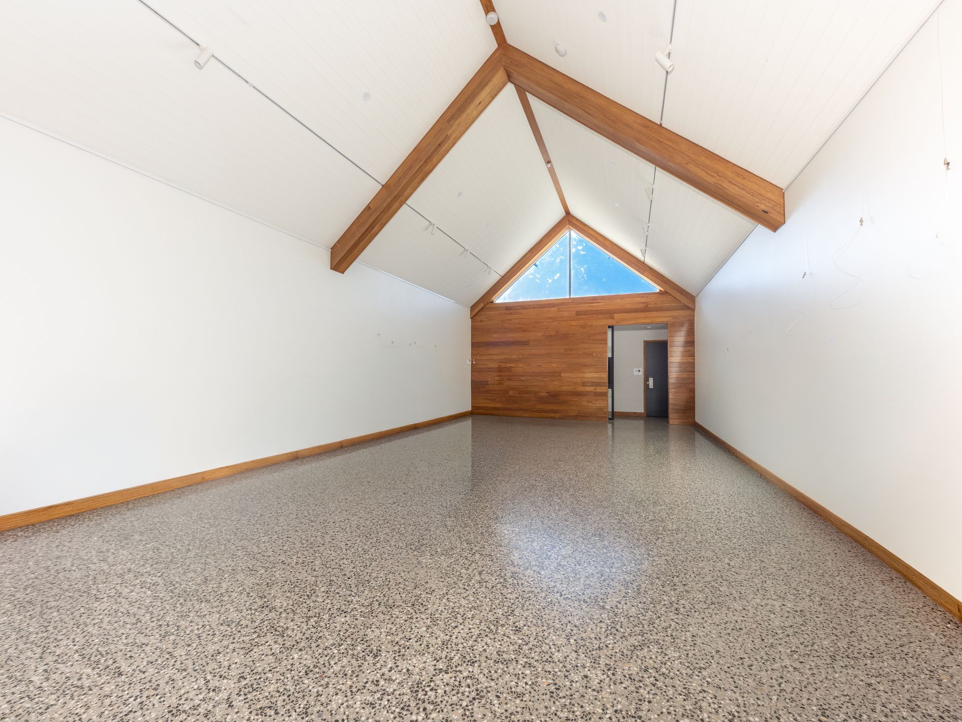 32A High Street, Trentham