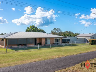 30 John Moffat Road, Gooburrum