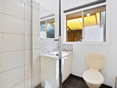 8 Buckingham Pl, Frankston South