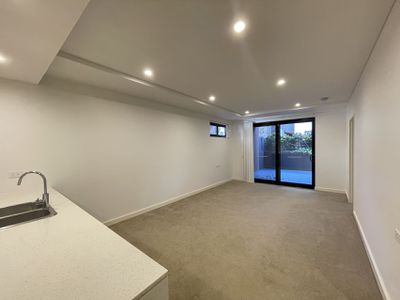 DG28 / 5 Adonis Avenue, Rouse Hill