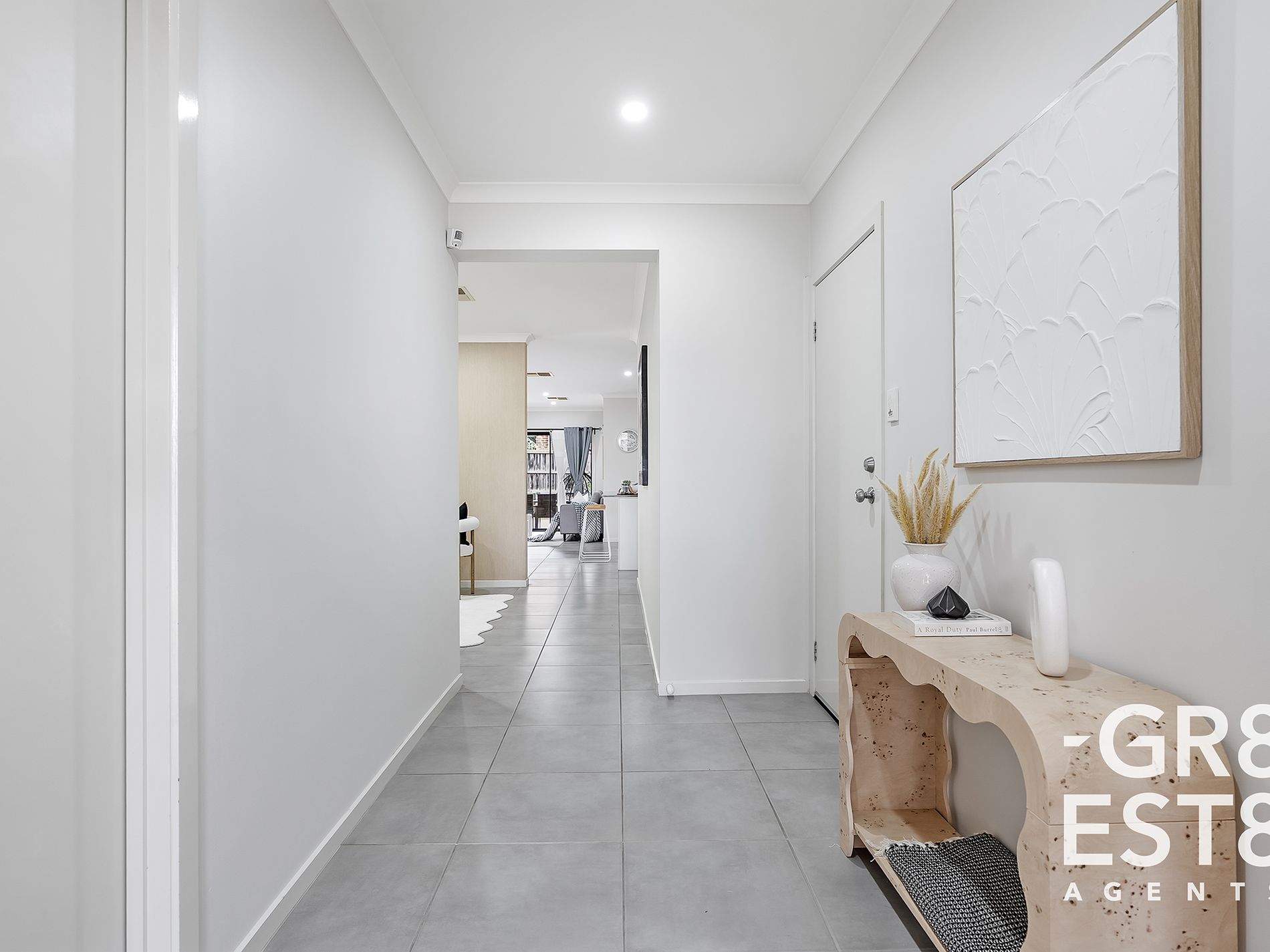 8 John Russell road, Cranbourne West