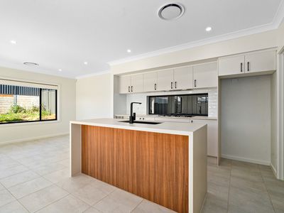 71 Lethbridge Road, Austral