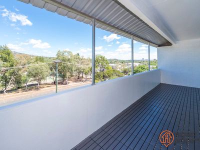 6 / 6 Heard Street, Mawson