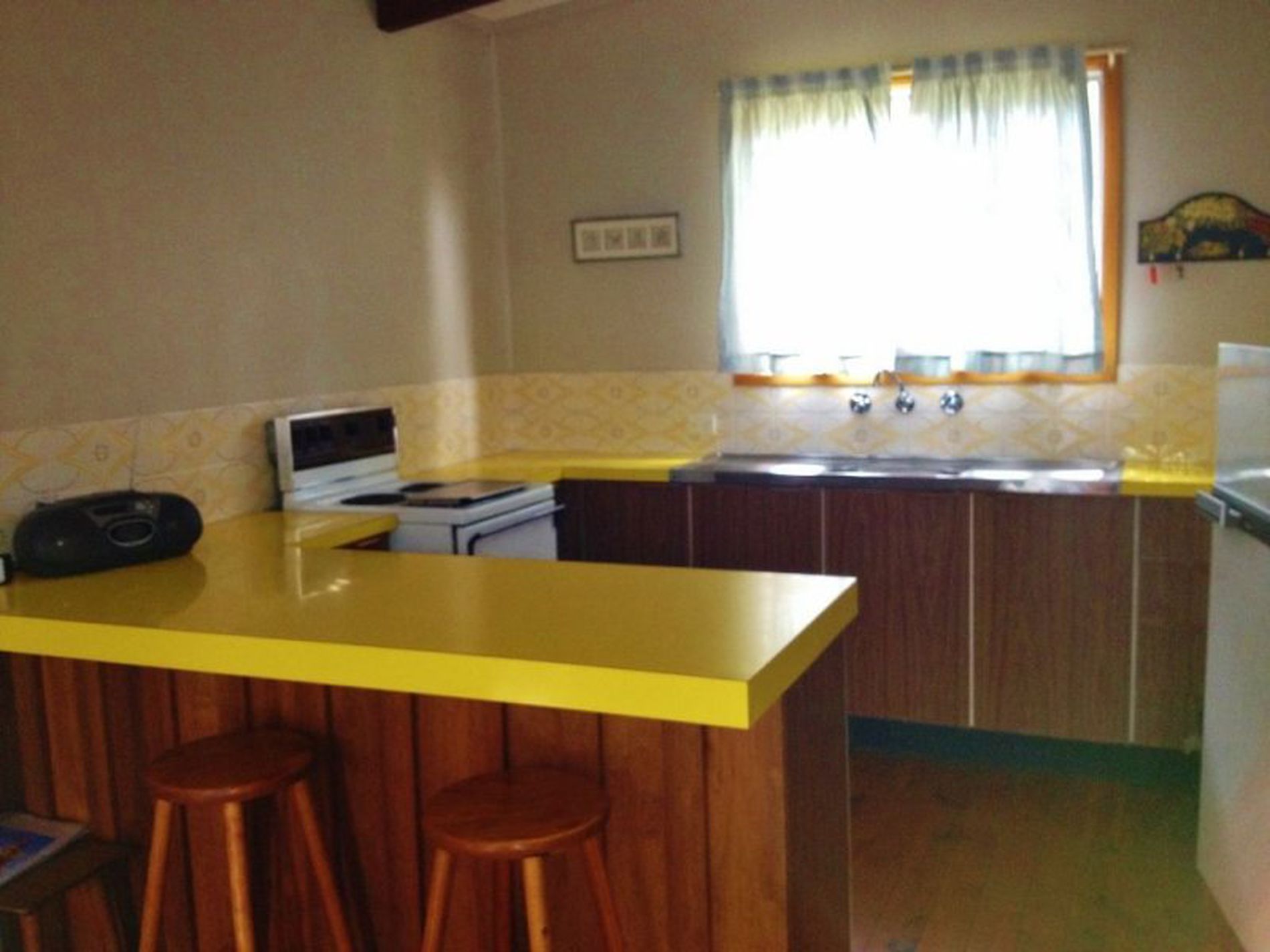 27 Ross Avenue, Narrawallee