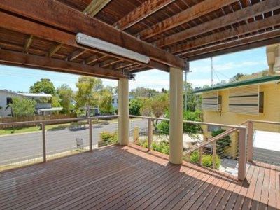 2 / 600 The Esplanade, Urangan