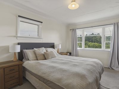 4 Riselaw Road, Calton Hill