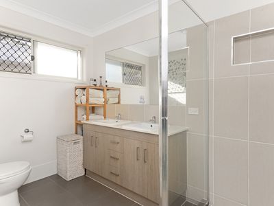 15 Tindale Place, Coomera