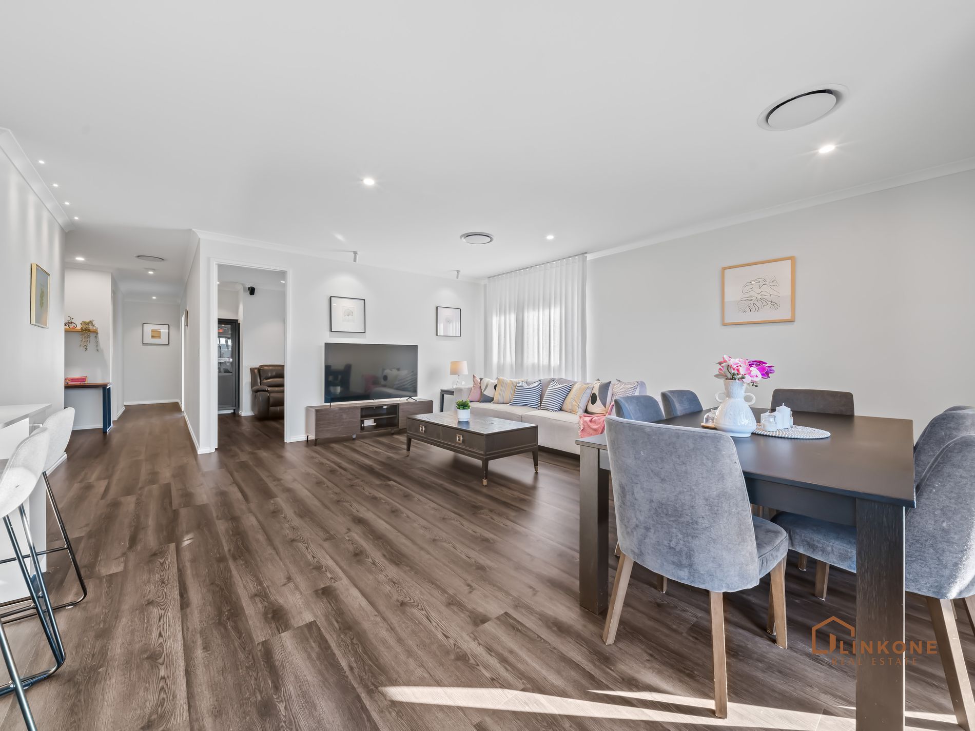 28 Arrowsmith Loop, South Guildford