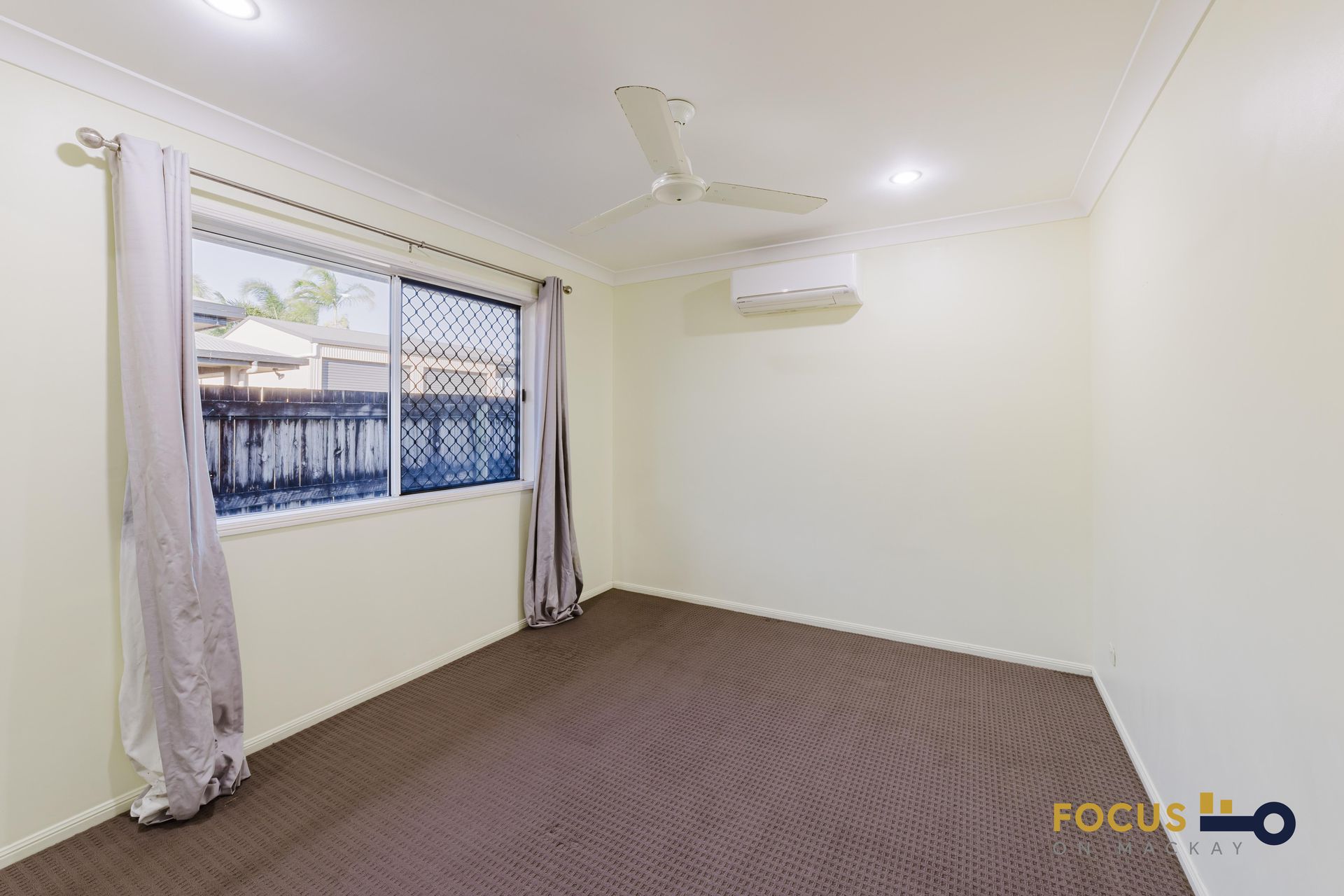 63 Wheeler Drive, Glenella