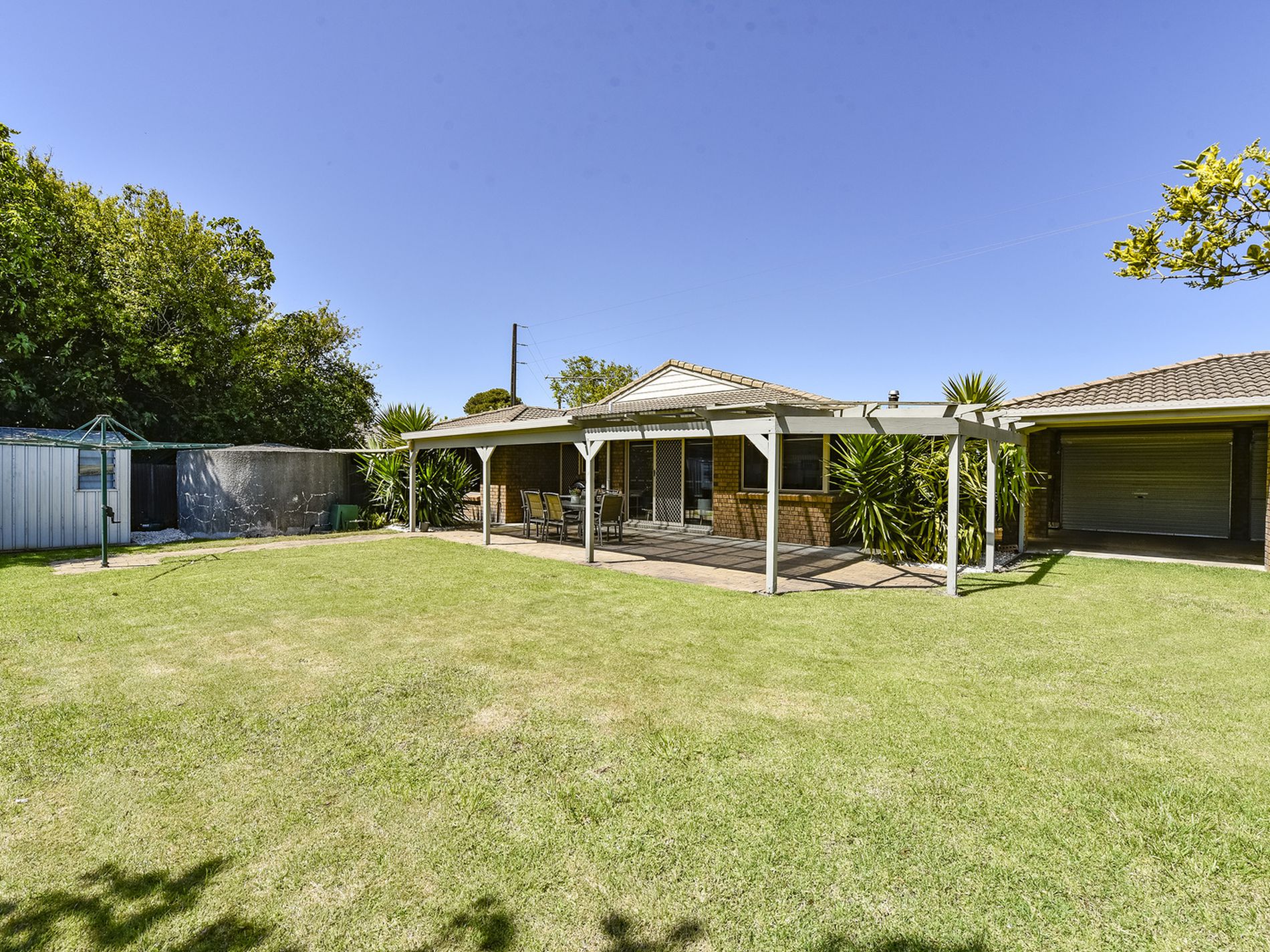 16 Third Street, Millicent