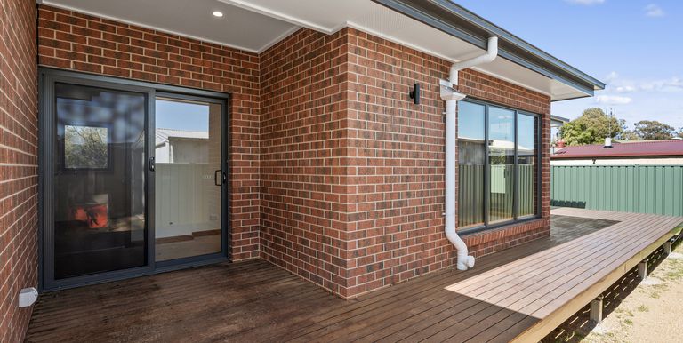 2 / 14A McGuinness Street , Euroa